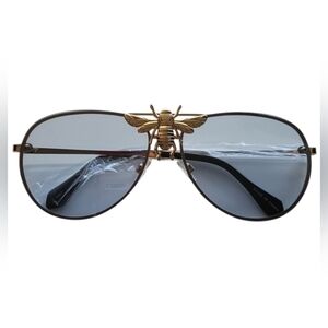 Aviator Sunglasses ~ Bee Fashion. Blue Tinted Lenses